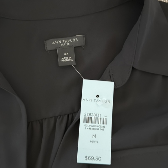 Ann Taylor women’s top - Picture 2 of 4